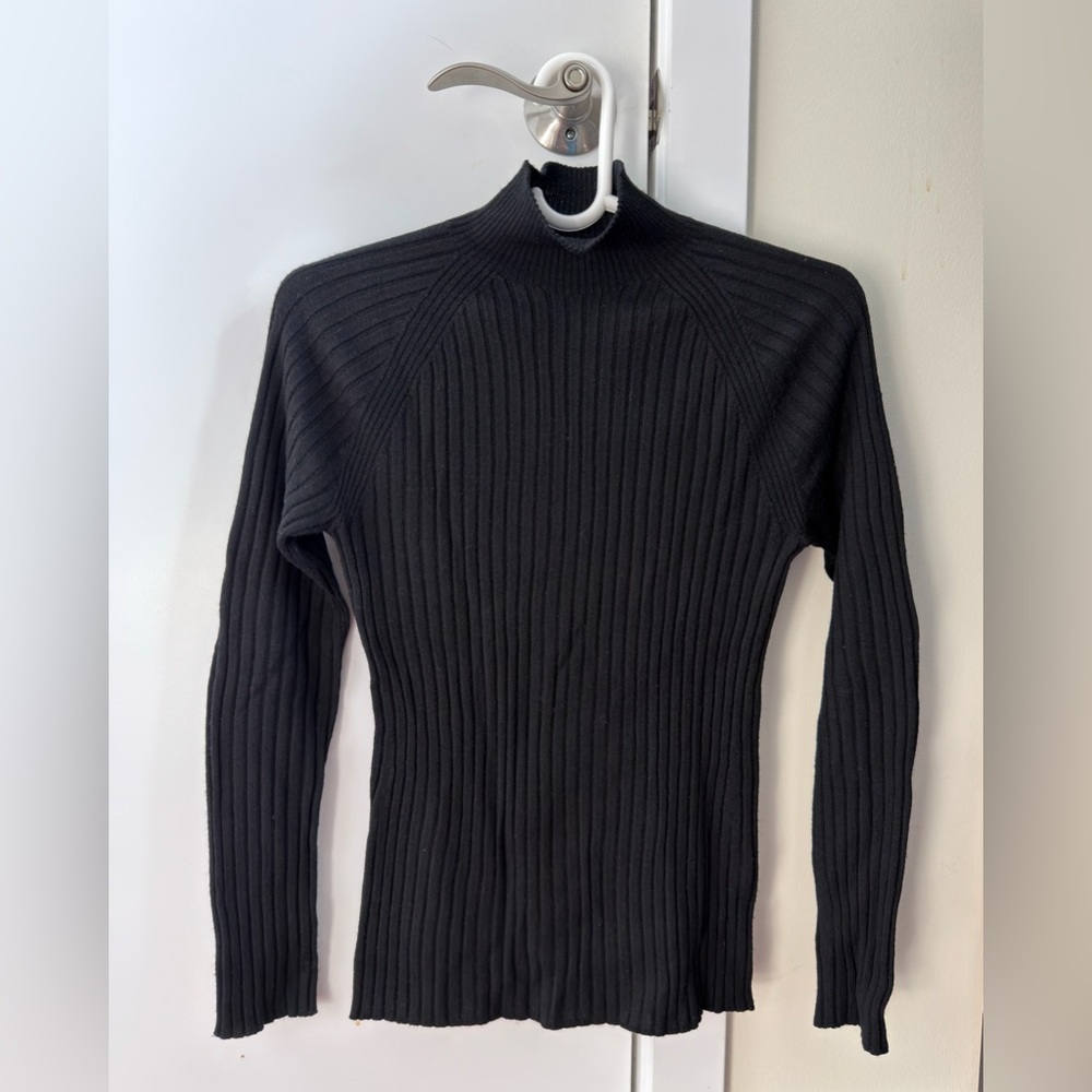 Uniqlo Wool Ribbed Mock Neck Sweater